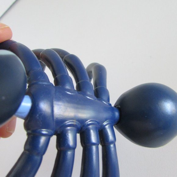 ROSIE Character Bug's Life 1998 Bendy Flexible Figure TOY - Picture 7 of 10